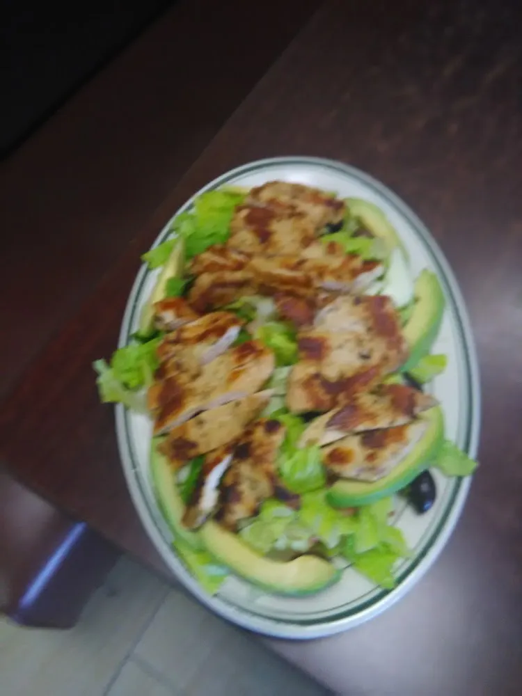 House Salad with Grilled Chicken